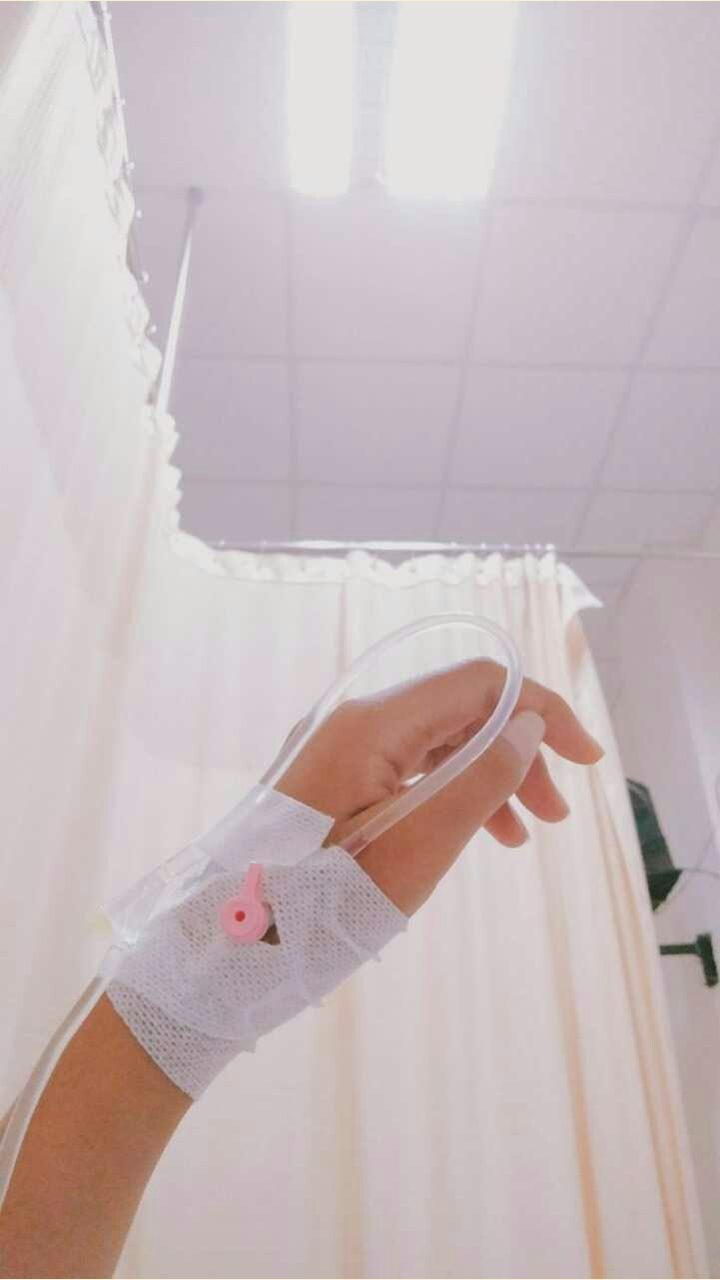 عکس استوری بیمارستان دخترانه
