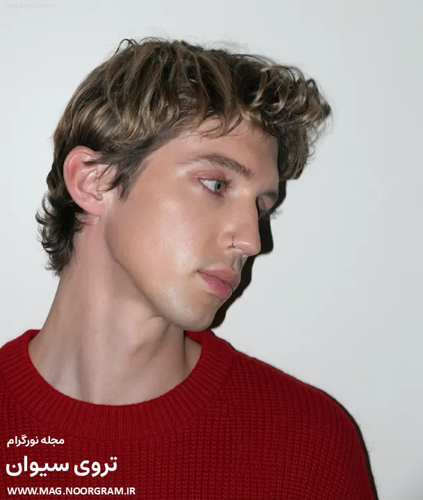 بیوگرافی Troye Sivan